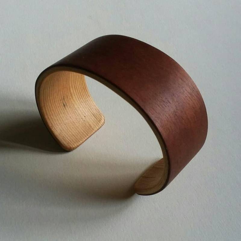 Laminierte Holz Manschette Armbänder Laminierte Holz Manschette Armbänder von IdleHandsJewelryCA