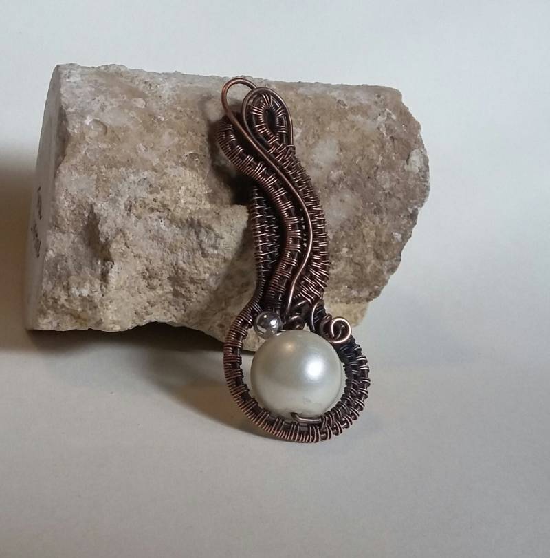 Reversible Wire Wrapped Anhänger Reversible Wire Wrapped Anhänger von IdleHandsJewelryCA