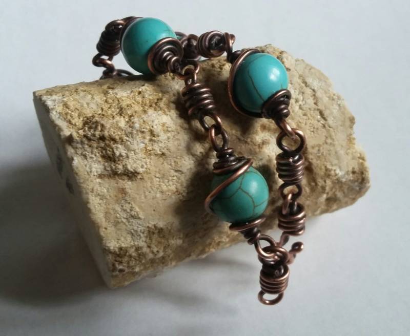 Türkis Perlen - Und Spiralarmband Türkis Perlen - Und Spiralarmband von IdleHandsJewelryCA
