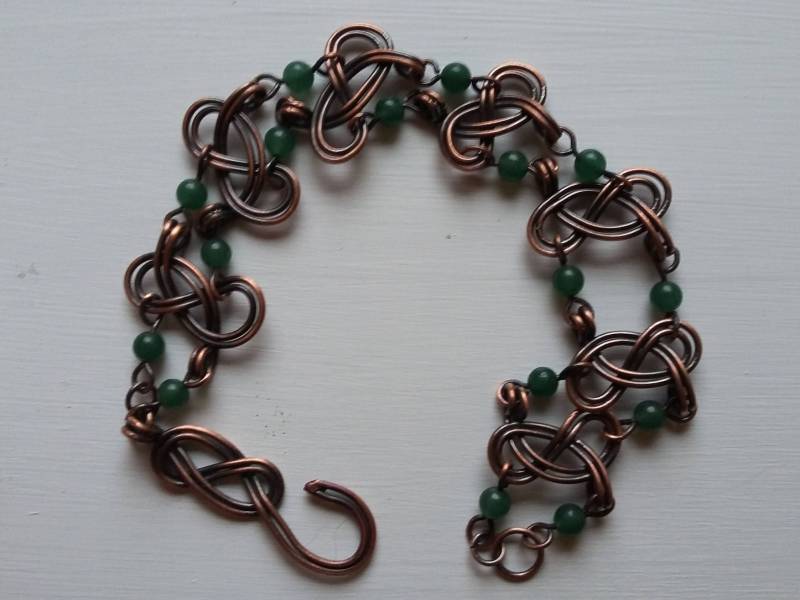 Wirsingknoten Armband Wirsingknoten Armband von IdleHandsJewelryCA