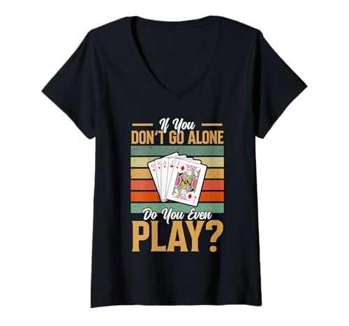 Damen Lustiges Euchre Apparel Kartenspiel Cooles Trick Taking Game T-Shirt mit V-Ausschnitt Damen Lustiges Euchre Apparel Kartenspiel Cooles Trick Taking Game T-Shirt mit V-Ausschnitt von If You Don't Go Alone Do You Even Play?