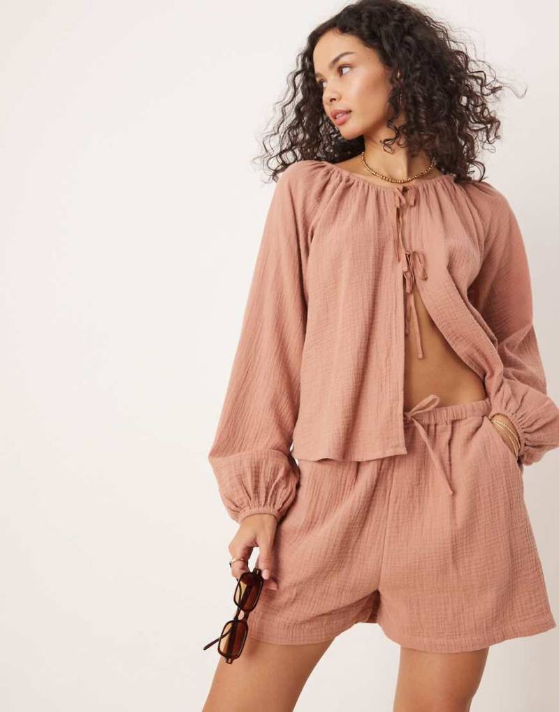 Iisla & Bird - Strand-Shorts in Rostrot mit schmalem Bund, Kombiteil-Orange von Iisla & Bird