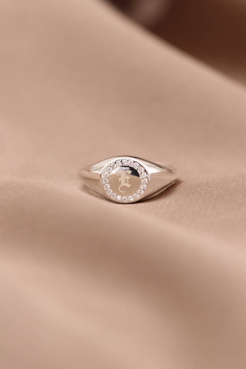 10K 14K 18K Gold Siegelring Mit Graviertem Zirkon/Handgemachter Zirkonia Goldsiegelring Weihnachtsgeschenk Muttertagsgeschenk von IkeFineJewelry