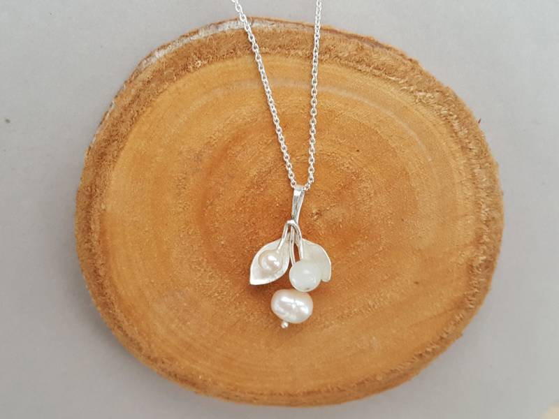 Anhänger Autuum Midnight Mit Perlen Und Mondstein, Handgeschmiedet Aus Massivem 925Er Sterling Silber von IkebanaGems