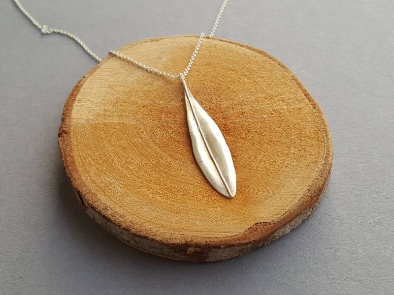 Blattkette Olivenbaumblatt Silberanhänger, Handgeschmiedet Aus Massivem 925Er Sterling Silber von IkebanaGems