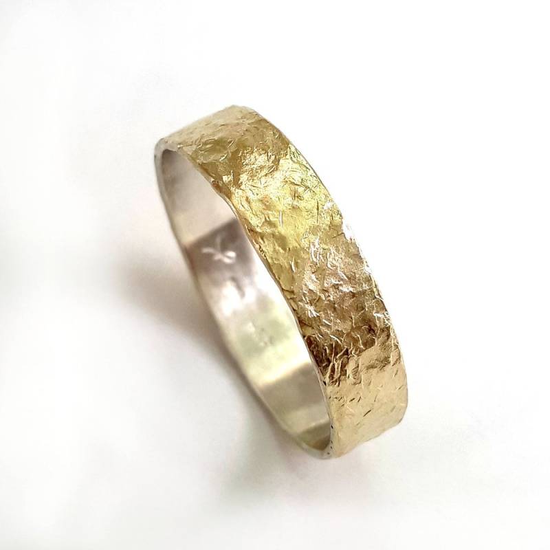 Ehering Aus Gold, Handgefertigter Ring, Frauenring, Gold Und Sterlingsilber Gehämmert, Unisex Ehering, Ilan Amir von IlanAmirJewelry
