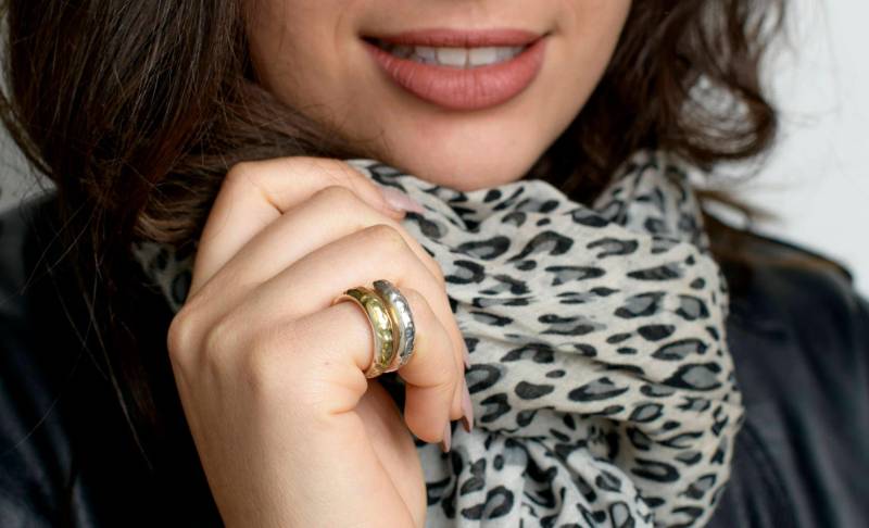 Breiter Ring Aus Metall - Silberring Geschnitzt Doppelring von IlanaArtisticJewelry