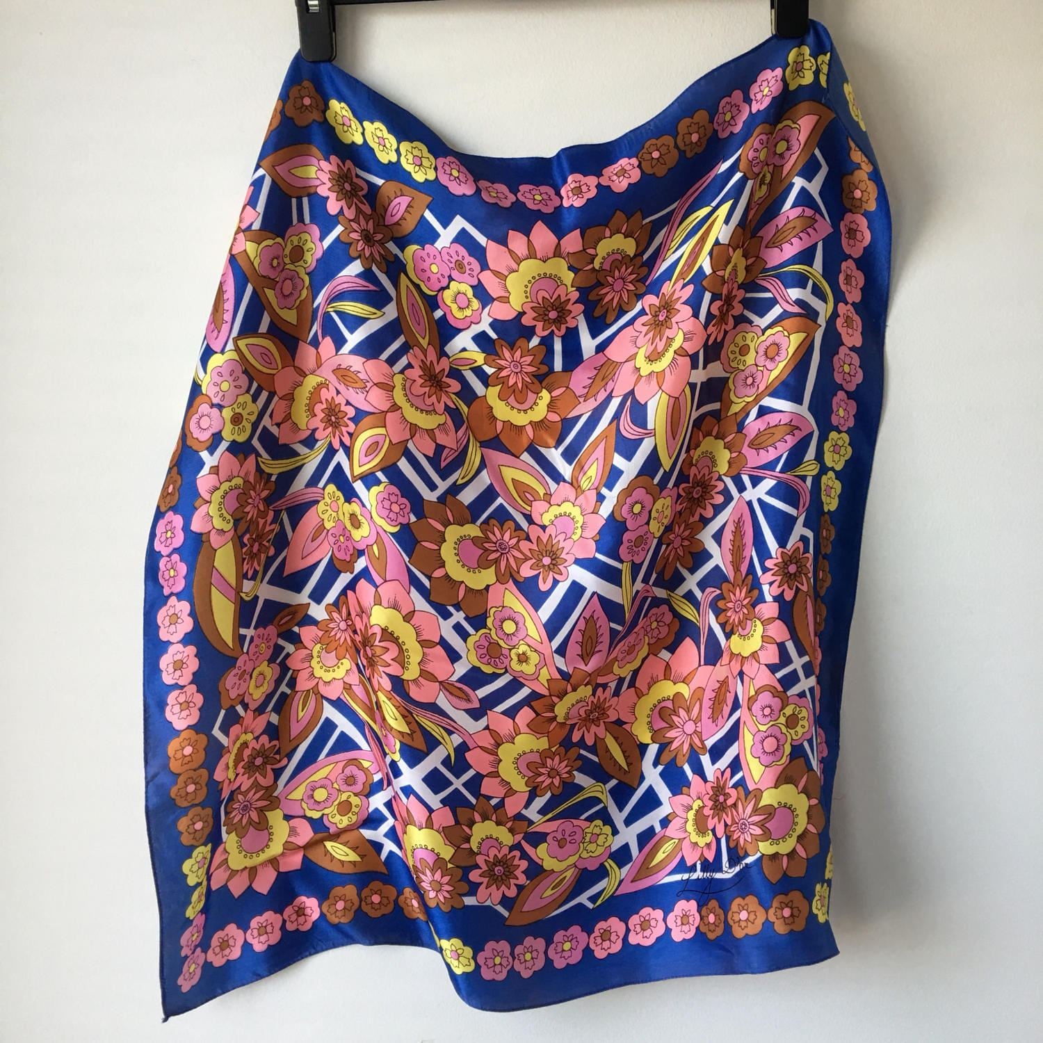 60S Blumen Halstuch Lily D'or Pop Art Acetat Quadratisch Usa Zoll von IldiVintage