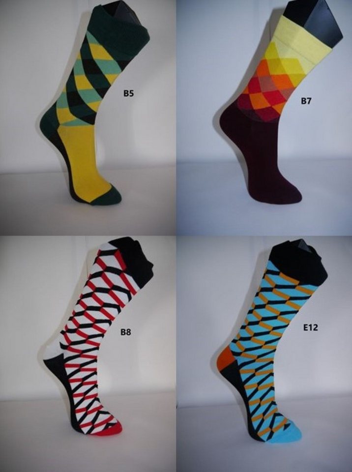 Illes-Laedchen Socken 4 Paar Bunte Socken - das optimale Weihnachtsgeschenk Weihnachtssocken viele tolle bunte Muster von Illes-Laedchen