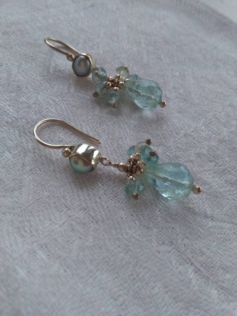 Entzückende Aquamarine Und Perle Ohrringe in Sterling-Silber von IllunisMoon