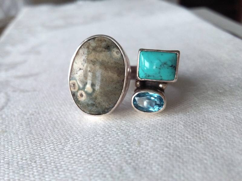 Occular Ozean Jaspis, Blau Topas Und Türkis Top Schließen Sterling Silberring Occular Ozean Jaspis, Blau Topas Und Türkis Top Schließen Sterling Silberring von IllunisMoon