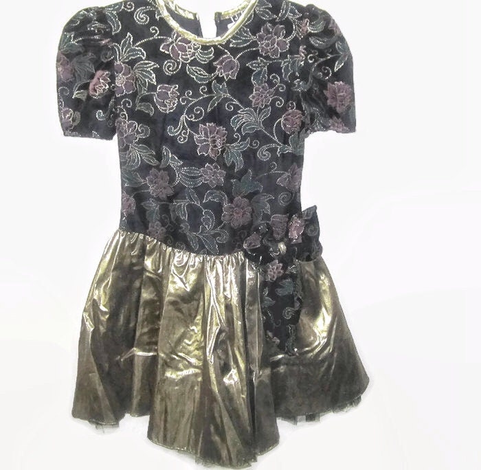 Vintage Mädchen Party Kleid Samt Print Top Mit Gold Lame Bottom Größe 10 von IllusionCreations