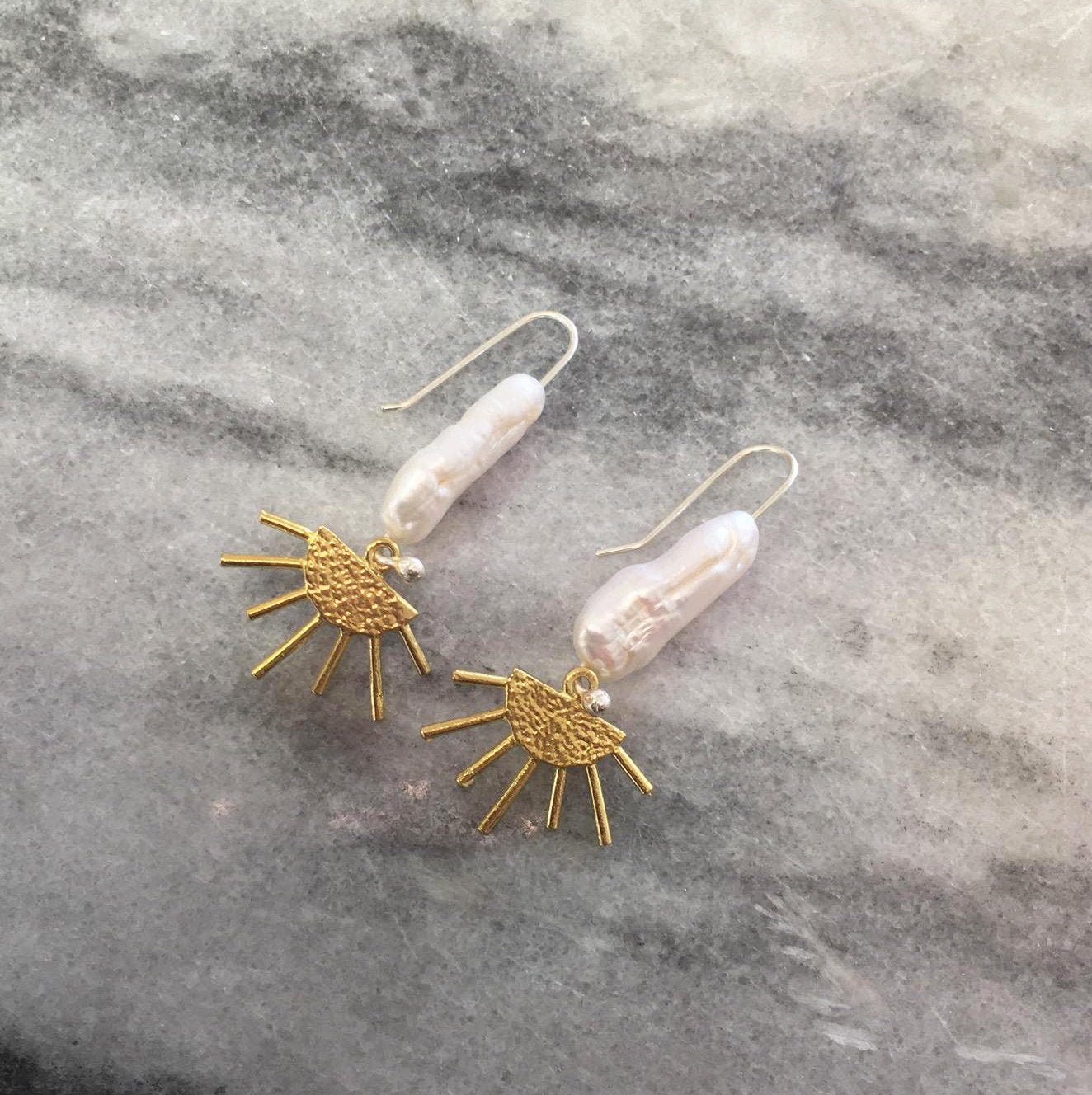 Sola Ohrringe | Messing Und Eco Sterling Silber Sonnen Weihnachtsgeschenk Für Sie Zubehör Kaltes Wetter Sola Ohrringe | Messing Und Eco Sterling Silber Sonnen Weihnachtsgeschenk Für Sie Zubehör Kaltes Wetter von Illustrationist