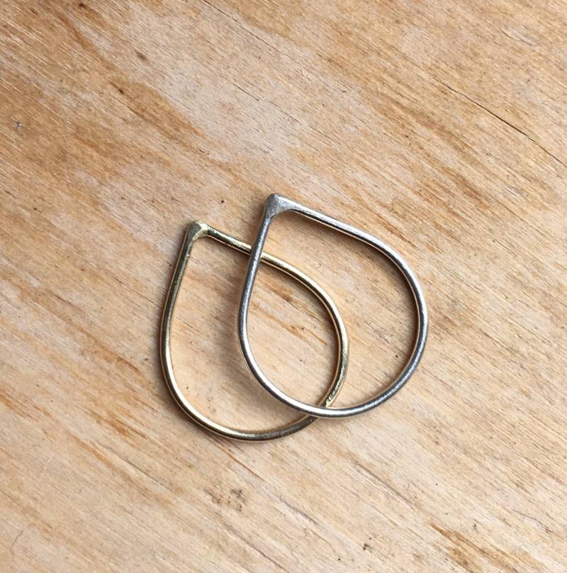 Tera Ring | Eco Sterling Silber Regenring Wasserring Gold 14K Weihnachtsgeschenk Für Sie Zubehör Kaltes Wetter Tera Ring | Eco Sterling Silber Regenring Wasserring Gold 14K Weihnachtsgeschenk Für Sie Zubehör Kaltes Wetter von Illustrationist