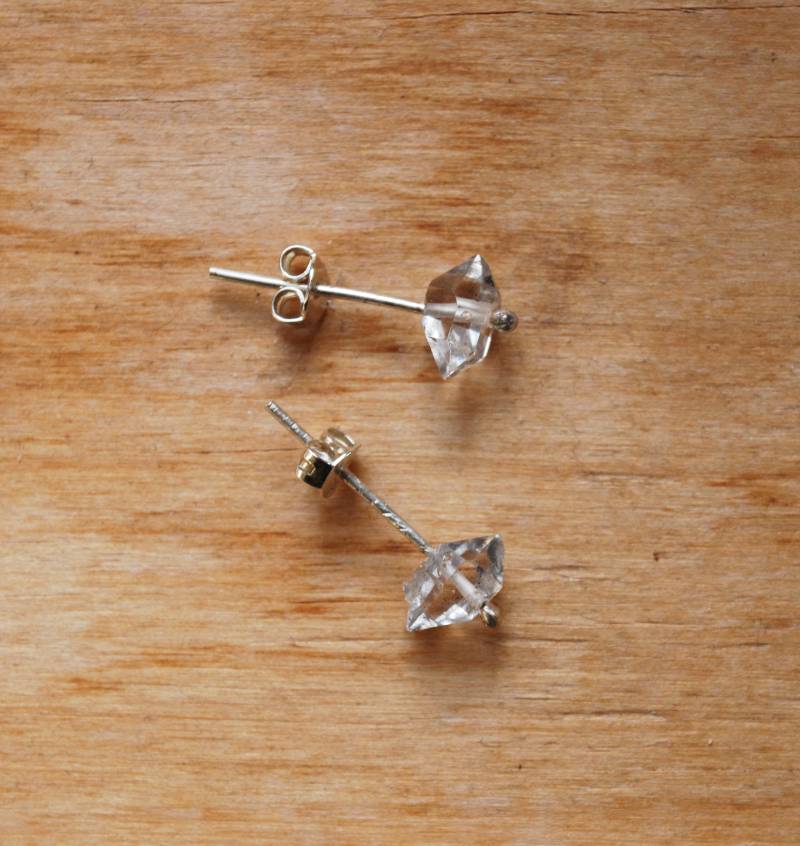 Tula Ohrringe | Eco Sterling Silber Herkimer Rohe Stein Weihnachtsgeschenk Für Sie Zubehör Kaltes Wetter Tula Ohrringe | Eco Sterling Silber Herkimer Rohe Stein Weihnachtsgeschenk Für Sie Zubehör Kaltes Wetter von Illustrationist