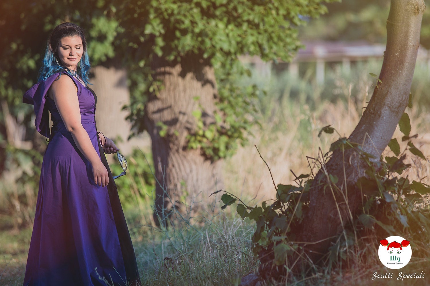 Mittelalterkleid Mit Kapuze - Auf Bestellung von IllyHandmadeCreation