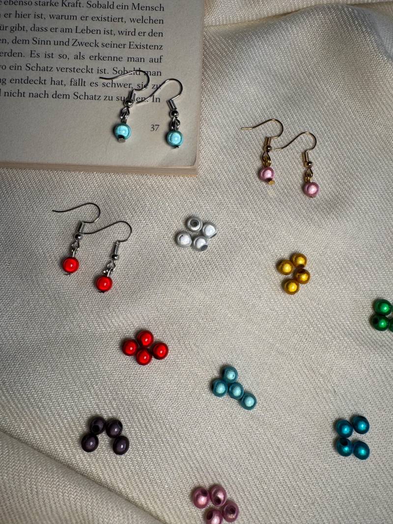 Handmade Ohrringe Magic Perlen Reflektor Handmade Ohrringe Magic Perlen Reflektor von IllyandtheMietz