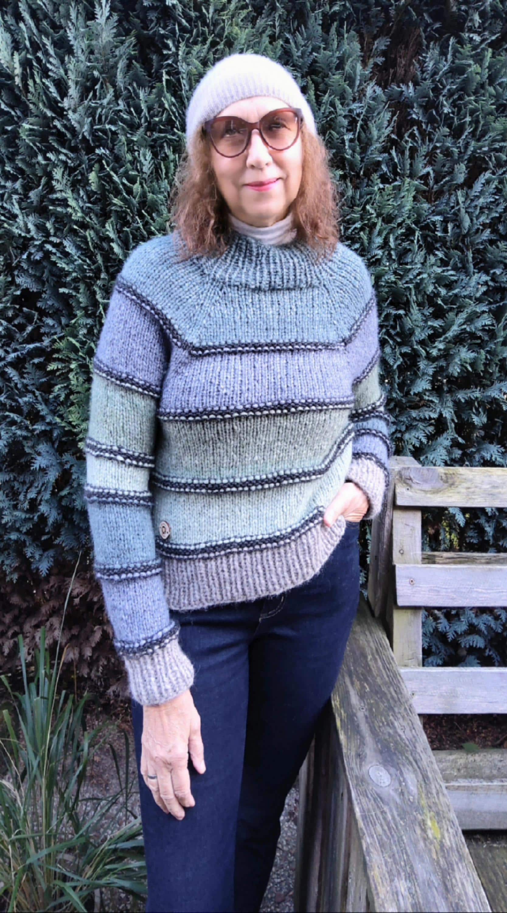 Versandbereit Strickpullover, Wolle , Flauschig, Alpaka, Damen, Handgestickt Versandbereit Strickpullover, Wolle , Flauschig, Alpaka, Damen, Handgestickt von IlonasKreativStube