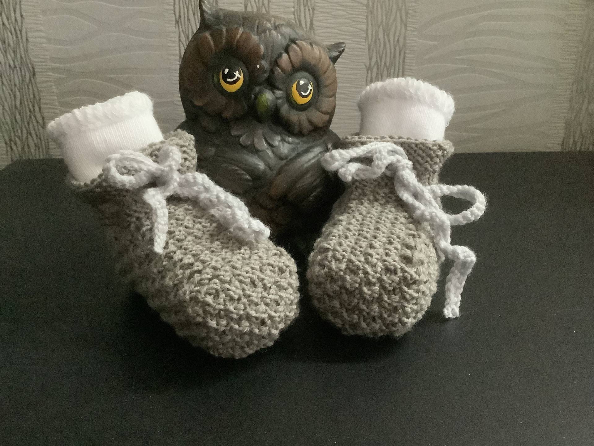 Gestrickte Babyschuhe, Socken von IlonasStrickwelt