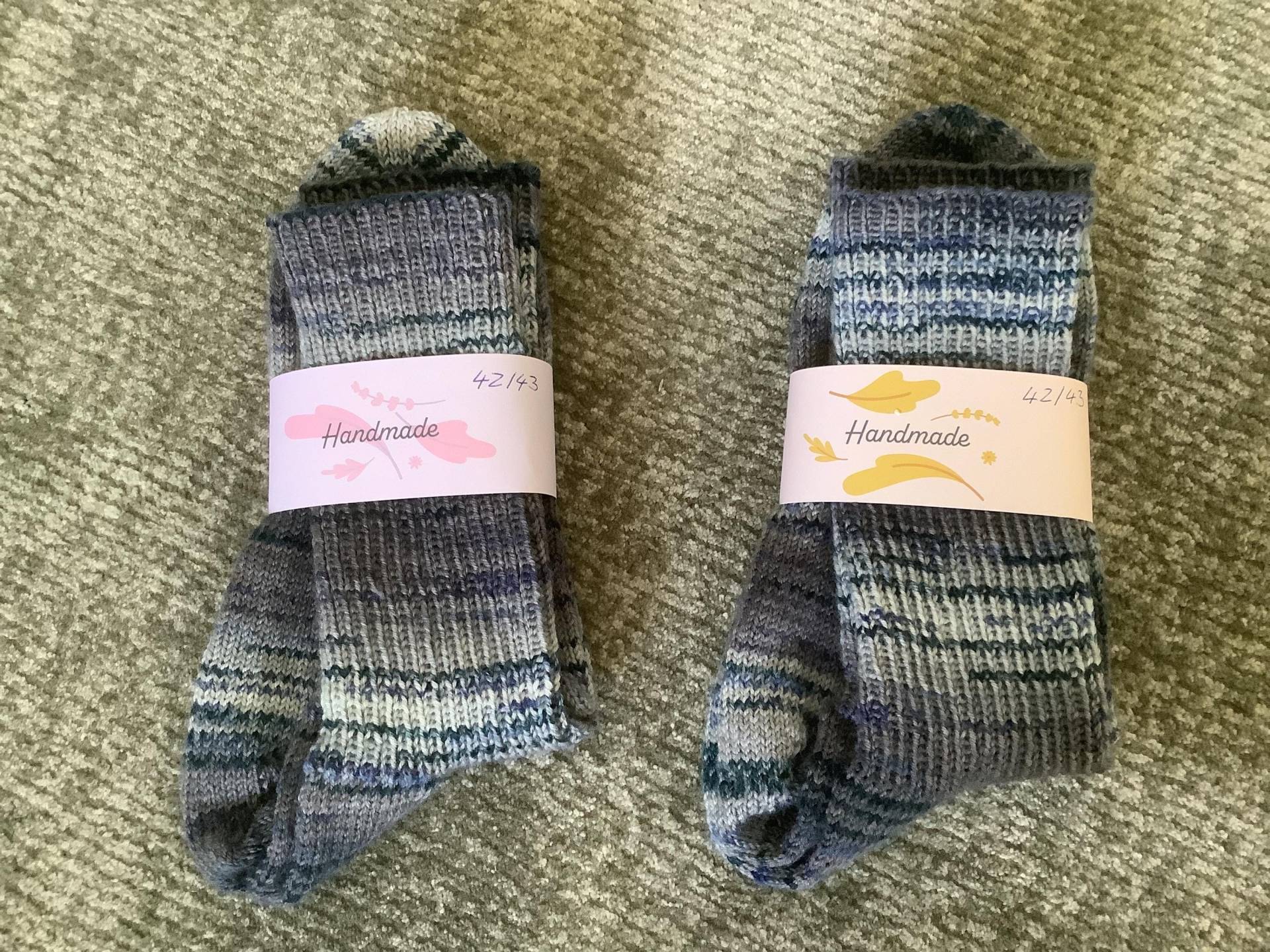 Handgestrickte Herren Socken Gr. 42/43 von IlonasStrickwelt
