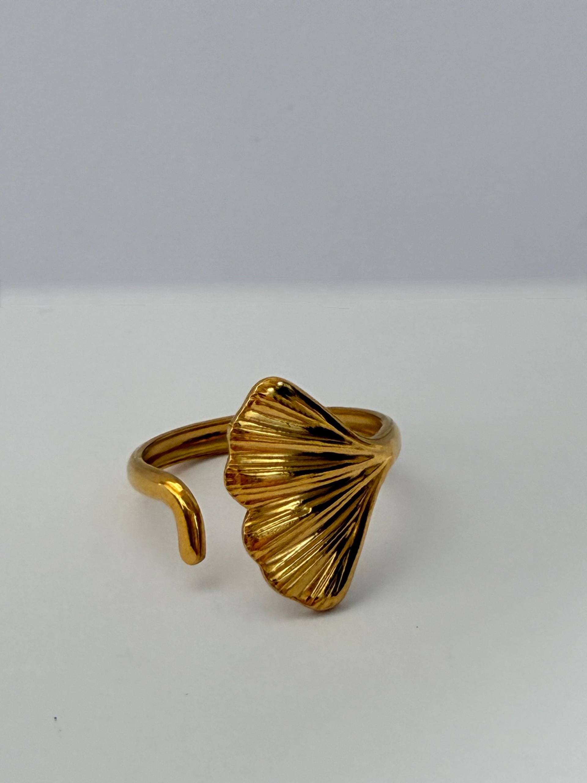 Gold Verstellbarer Damenring. Nickelfrei Und Langlebig Schmuck Aus Edehlstahl von Ilunora