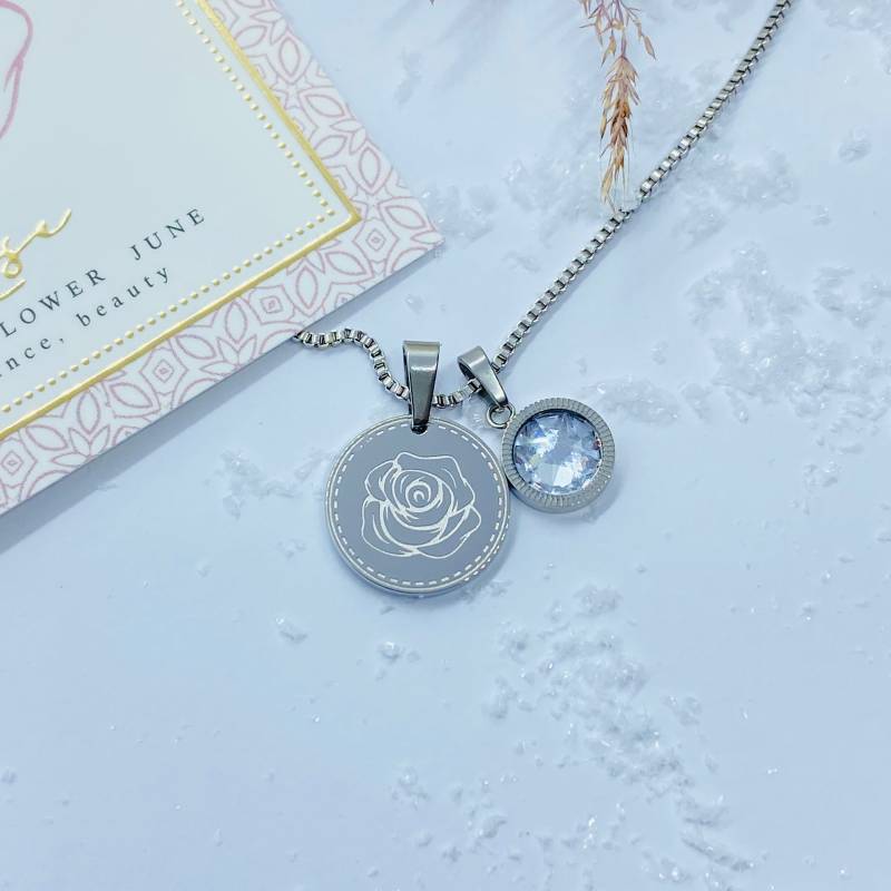 Collier Geburtsblume Rose Mit Swarovski Geburtsstein Juni von ImeliaJewelry
