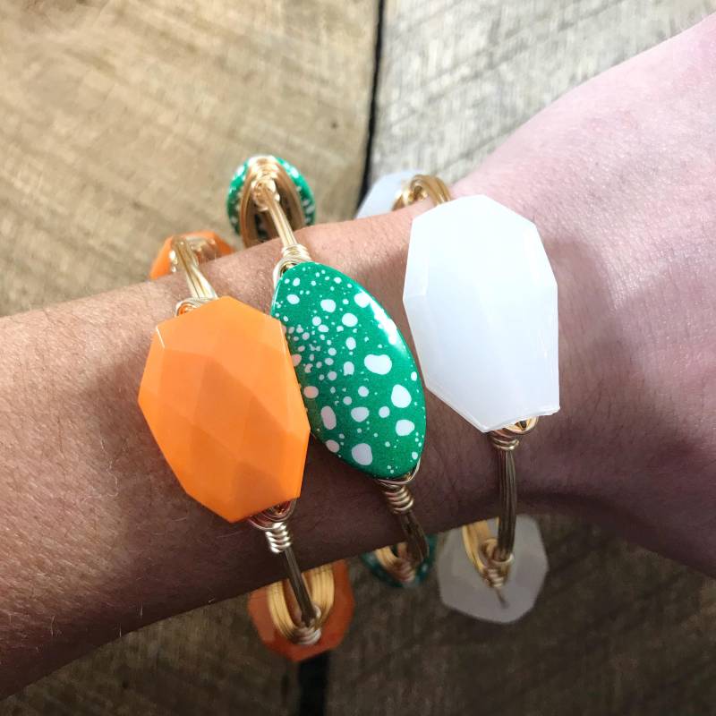 Orange Acryl Armreif, Perlen Bourbon Und Boweties Inspiriert Clemson Florida Armreif Orange Acryl Armreif, Perlen Bourbon Und Boweties Inspiriert Clemson Florida Armreif von Immeasurablymore2