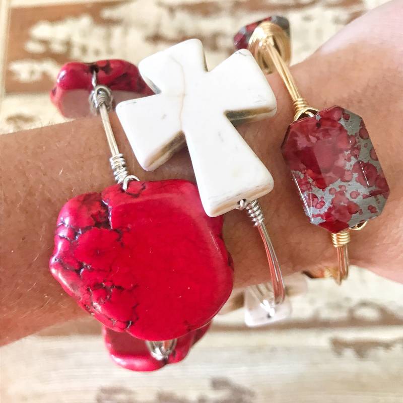 Roter Jaspis Platte Wire Wrap Armreif, Armreif Aus Rotem Perlendraht, Jaspis, Bourbon Und Boweties Inspiriert, Golddrahtarmreif Roter Jaspis Platte Wire Wrap Armreif, Armreif Aus Rotem Perlendraht, Jaspis, Bourbon Und Boweties Inspiriert, Golddrahtarmreif von Immeasurablymore2