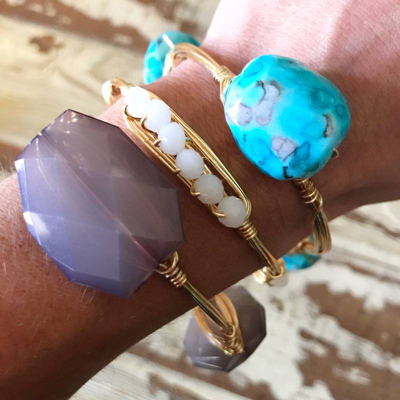 Türkis Wire Wrap Armreif, Bourbon Und Boweties Inspiriert, Acryl Bead Armreif Türkis Wire Wrap Armreif, Bourbon Und Boweties Inspiriert, Acryl Bead Armreif von Immeasurablymore2