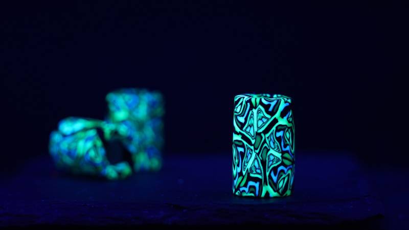 Fluoreszierender Dreadschmuck Dreadperlen Set Fluoreszierend Dreadlockschmuck Uv Perlen Boho Psychedelisch Schmuck Leuchtend von ImoriTears