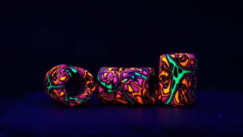 Fluoreszierender Dreadschmuck Dreadperlen Set Fluoreszierend Dreadlockschmuck Uv Perlen Boho Psychedelisch Schmuck Leuchtend Fluoreszierender Dreadschmuck Dreadperlen Set Fluoreszierend Dreadlockschmuck Uv Perlen Boho Psychedelisch Schmuck Leuchtend von ImoriTears