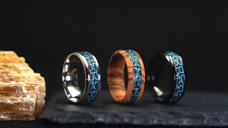 Olivenholz Ring Edelstahl Geschenk Schmuck Boho Hippie Leicht Holz Männer Verlobungsring Holzschmuck Ehe Schwarz von ImoriTears