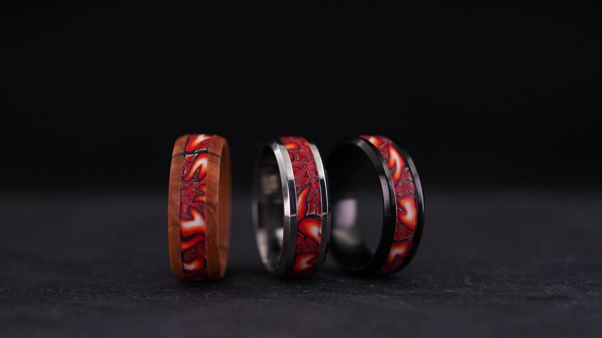 Olivenholz Ring Edelstahl Natur Schmuck Boho Hippie Leicht Holz Männer Verlobungsring Holzschmuck Ehe Schwarz von ImoriTears