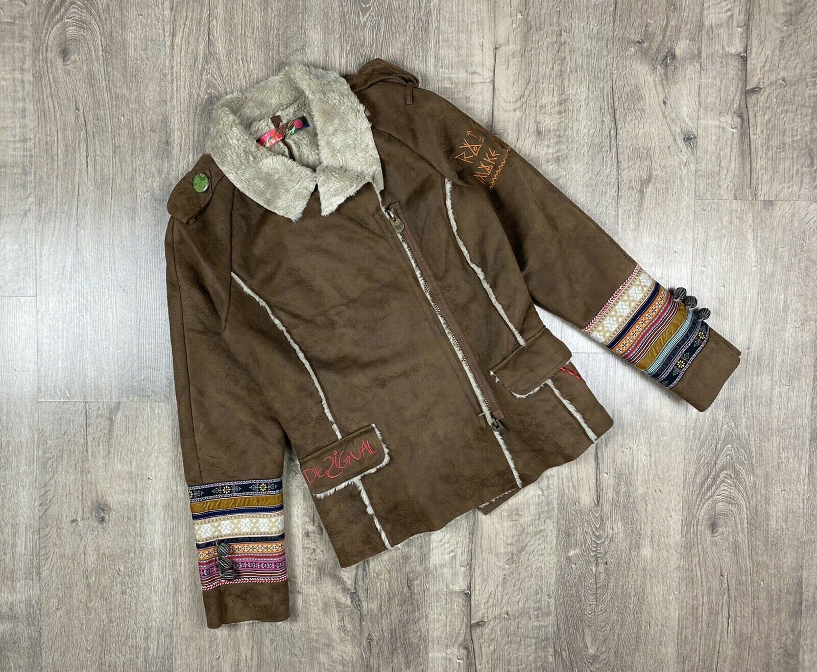 Damen Vintage Desigual Wildleder Jacke Kapuzenjacke Gr. 38 von ImperiaOldStyle