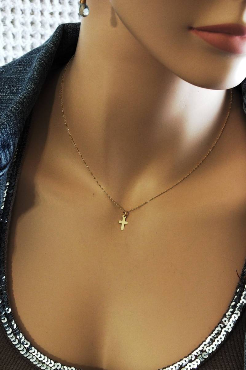 Kleine Goldkreuz-Halskette, Christlicher Kreuz-Halskette, Kleine Goldene Solide 14K Religiöser Schmuck Kleine Goldkreuz-Halskette, Christlicher Kreuz-Halskette, Kleine Goldene Solide 14K Religiöser Schmuck von ImpressMeJewelry