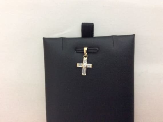 14K Echt Gelbgold Sehr Kleiner Kreuz Charm Anhänger Cubic Zirconia Baby Kinder von ImpressedJewelry1