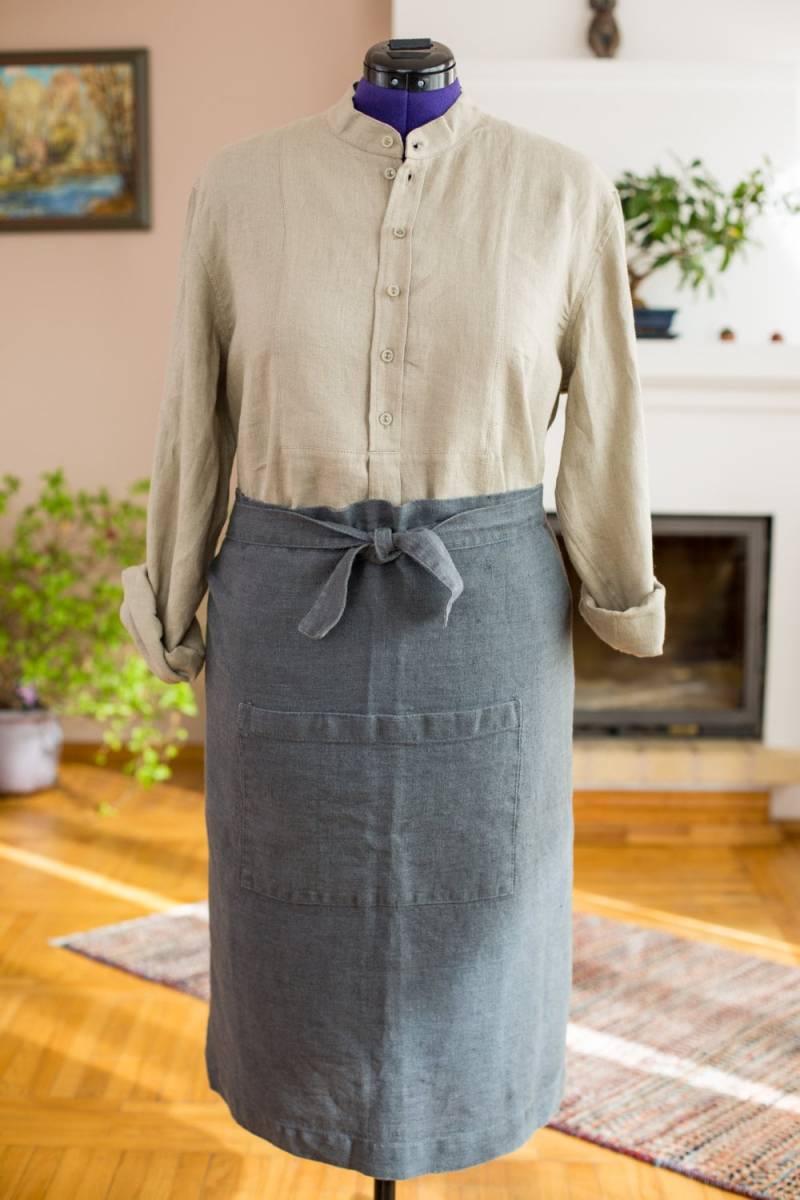 Unisex Halbschürze Aus Weichem Gewaschenem Leinen - Dunkelgraue Kochschürze von Imunde