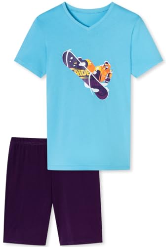 Jungen Schlafanzug kurz, aus 100% Baumwolle, mit V-Ausschnitt, Snowboard Motiv und Hose in Bermuda Form, in der Farbe hellblau/aubergine - Grösse 152 von In One Clothing