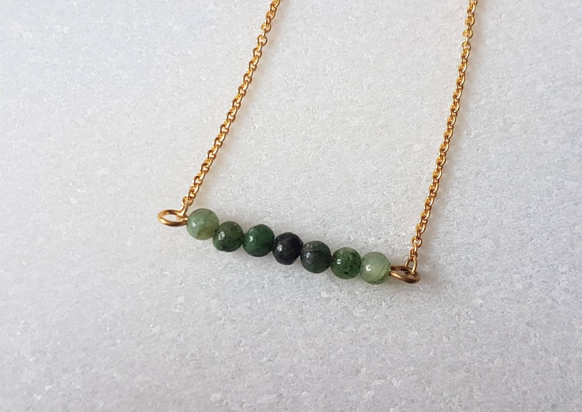 Edelstein Bar Halskette, Smaragd Ombre Perle Halskette Mai Birthstone Sterling Silber, Gold, Rose Gold Edelstein Bar Halskette, Smaragd Ombre Perle Halskette Mai Birthstone Sterling Silber, Gold, Rose Gold von InDaPendantJewellery