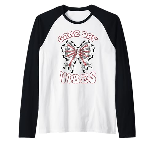 Baseball Mom Coquette Bow Game Day Vibes Checkered Mama Raglan von InGENIUS Baseball Mom Shirts & Geschenke