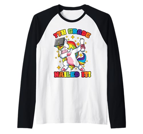 7th Grade Graduation Dabbing Unicorn Klasse Nailed es Kinder Raglan 7th Grade Graduation Dabbing Unicorn Klasse Nailed es Kinder Raglan von InGENIUS Dabbing Unicorn Graduation Shirts & Gifts