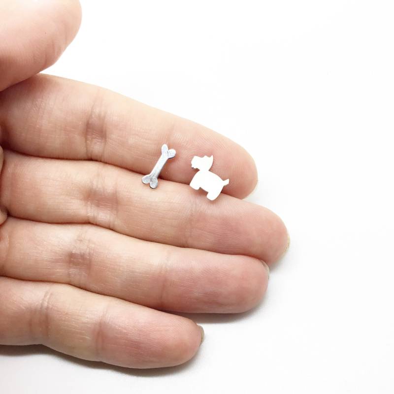 Hund Und Knochen Ohrstecker in Sterling Silber 925 von InLoveJewelAthens