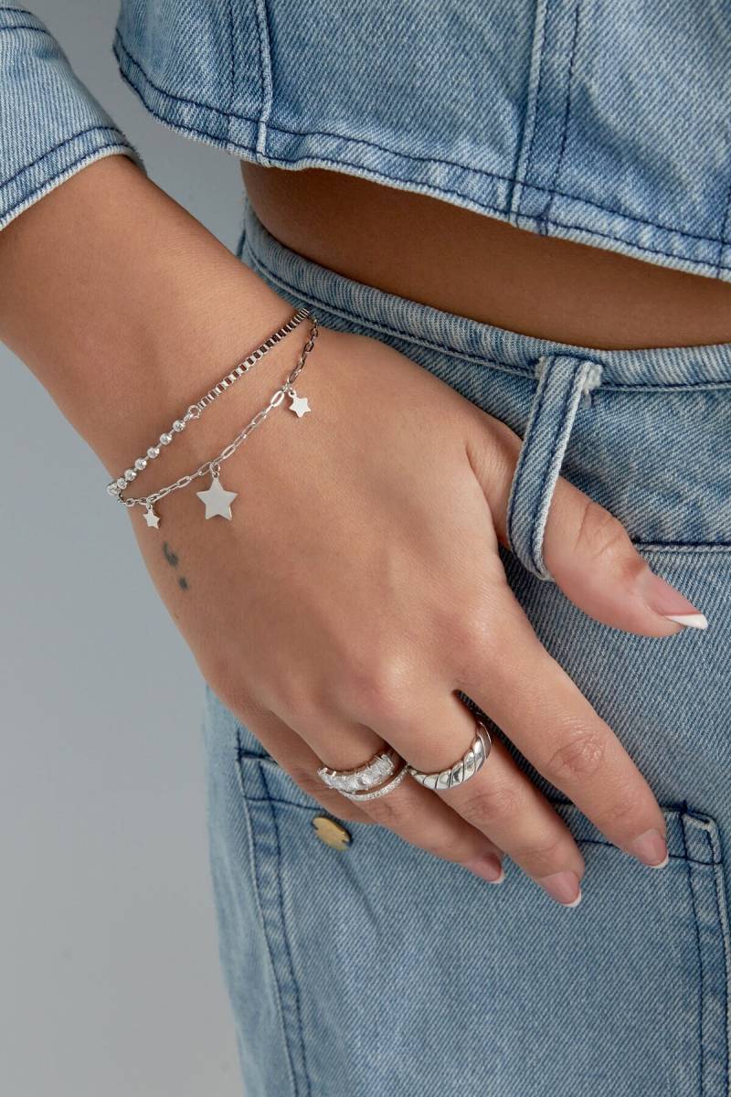 Doppeltes Armband Mit Sternen Als Anhänger in Gold Oder Silber von InLoveWithCuteThings