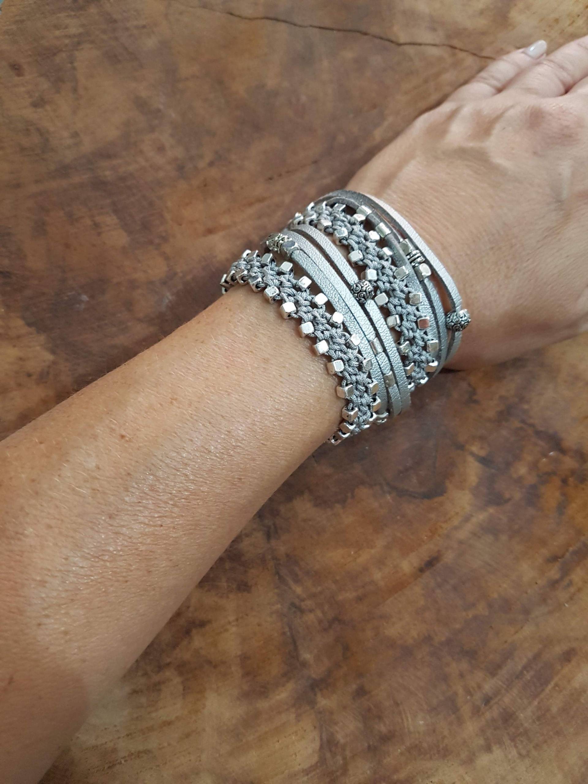 Leder Und Häkel Wickel Armband, 2 in Boho Wrap Around Perlenschmuck Für Frauen, Personalisierter Schmuck, Geschenk Sie von InbalMagenCollection