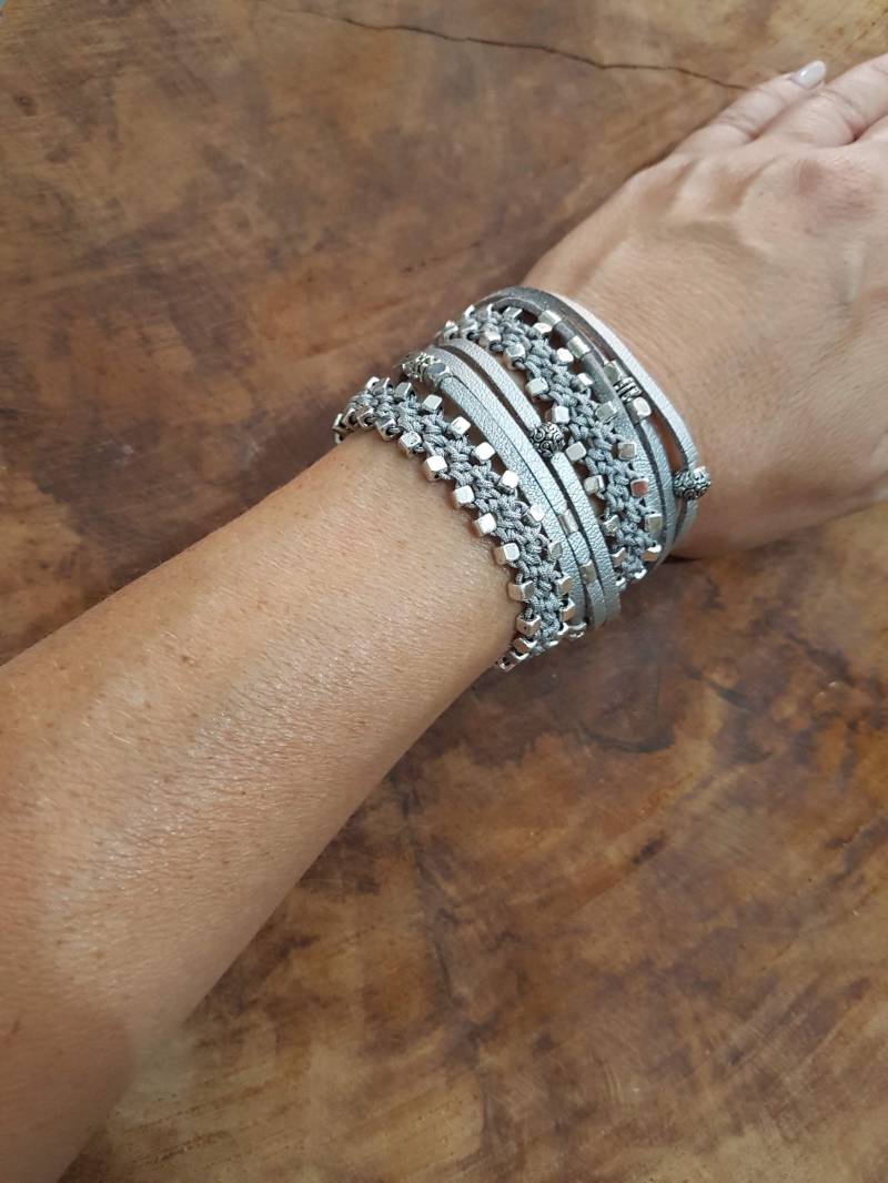Leder Und Häkel Wickel Armband, 2 in Boho Wrap Around Perlenschmuck Für Frauen, Personalisierter Schmuck, Geschenk Sie von InbalMagenCollection