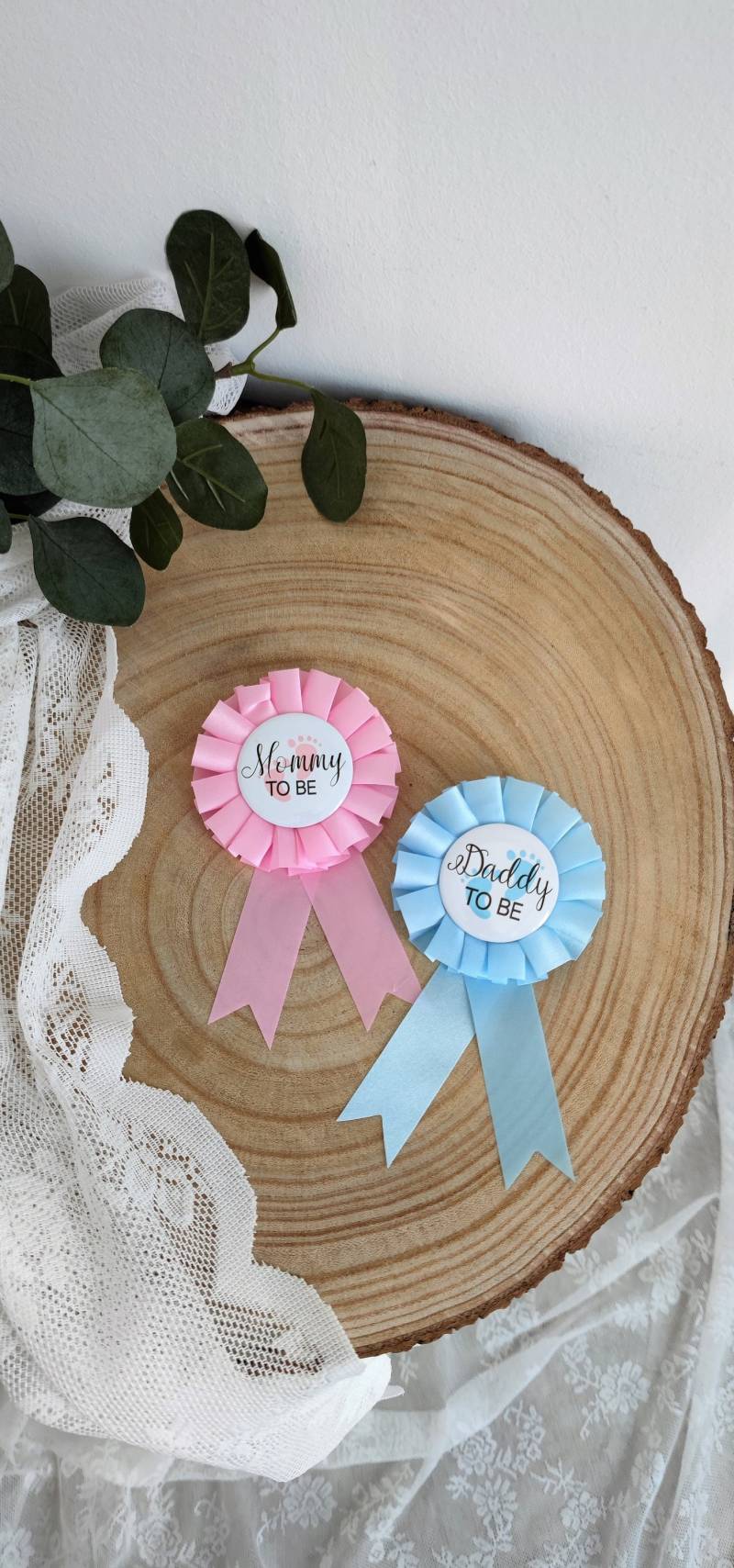 Anstecknadeln Mommy To Be & Daddy Anstecknadeln Mommy To Be & Daddy von InbellaDesigns