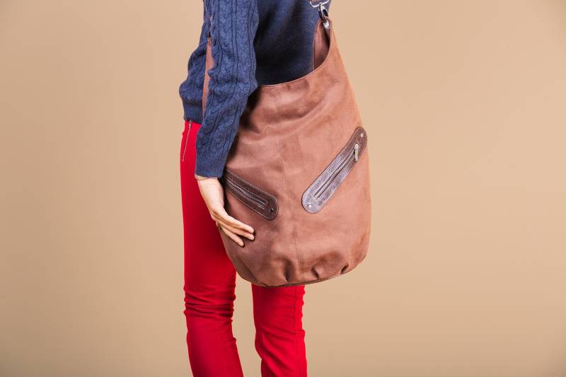 Extra Großerbeutelsackausbraunem Ökowildleder Und Dunkelbraunem Kunstleder Schultasche, Wochenendtasche, Umhängetasche, Crossbody-Damentasche von IncatDesigns