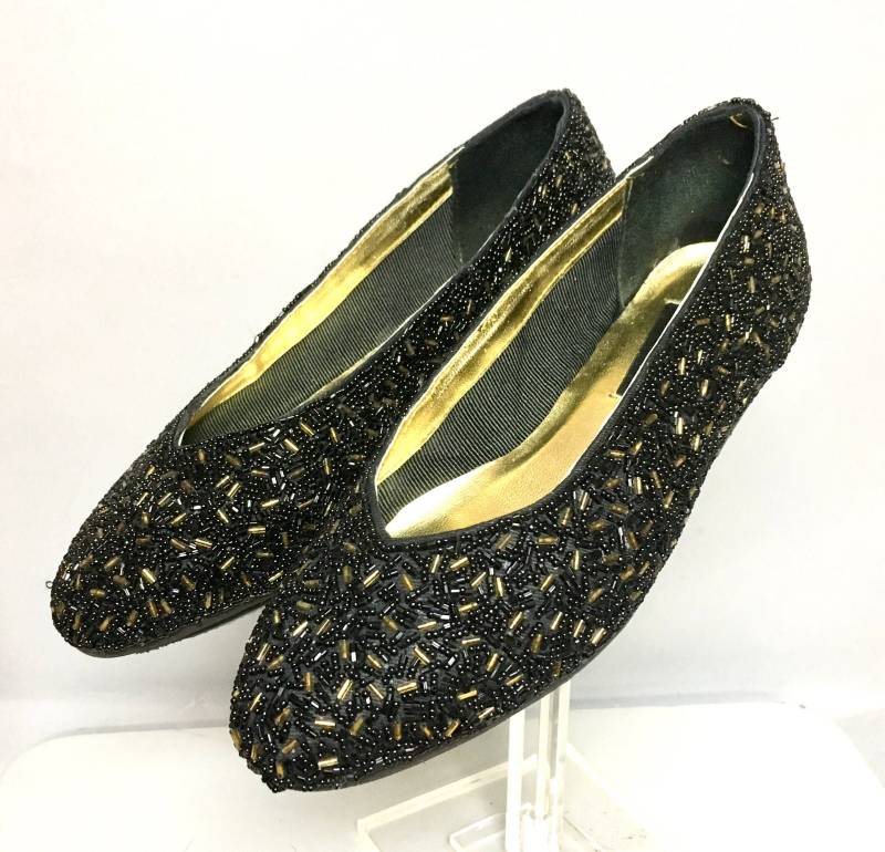 Deadstock Schwarz & Gold Perlen Ballerina Flats, Vintage 1980Er Schuhe, Gr. 6 von IncogneetoVintage