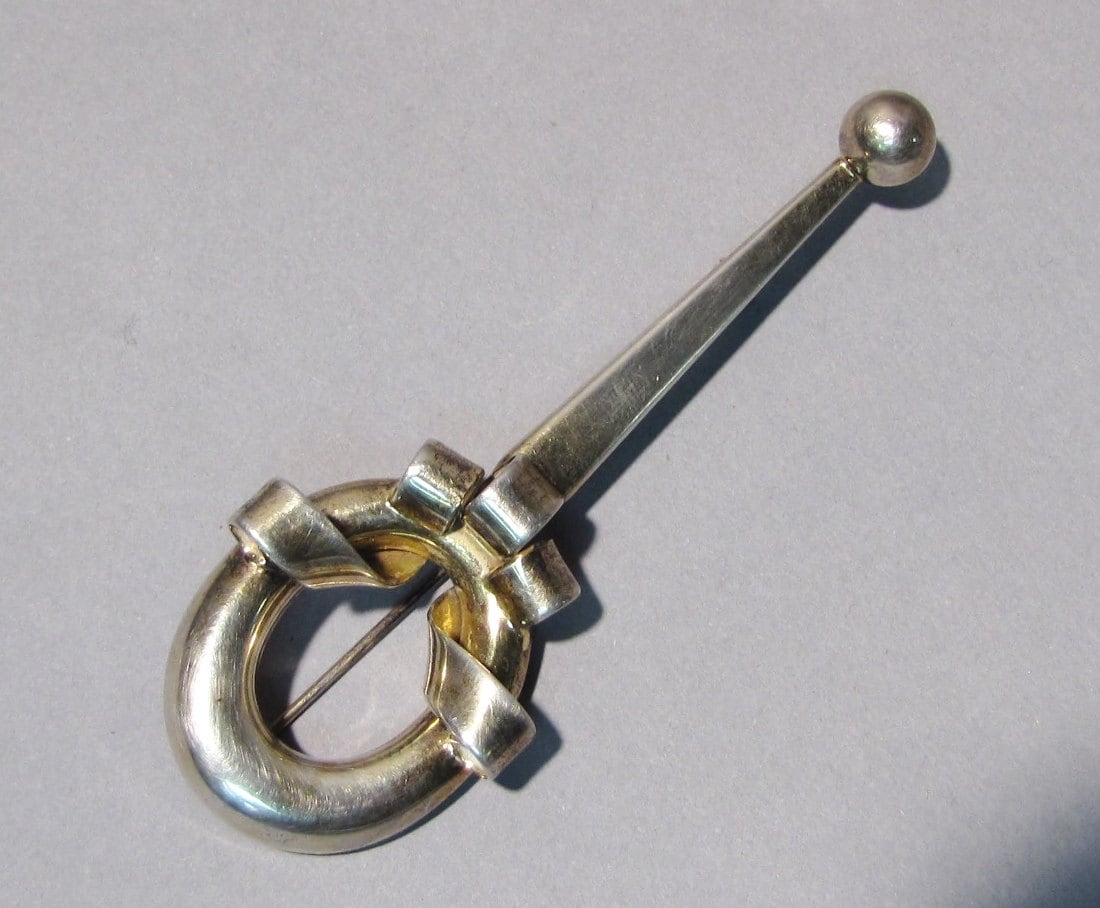 Große Napier Sterling Silber Anstecknadel, 1930Er/40Er Jahre Art Deco Brosche von IncogneetoVintage