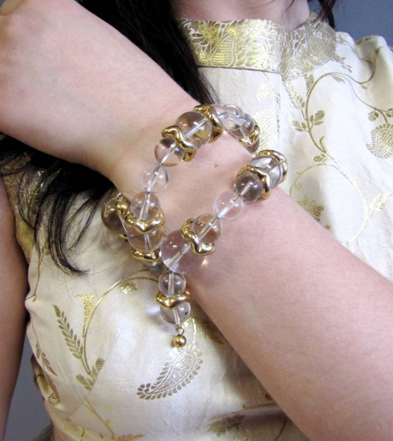 statement Piece, Vintage 50Er Chunky Lucite, Gewickelter Memory Wire Cha Cha Armreif von IncogneetoVintage